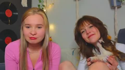 Snapshot of my_parisss chatting on January 2025 04:32:02 PM  PARIS   online show from January 2025 04:32:02 PM