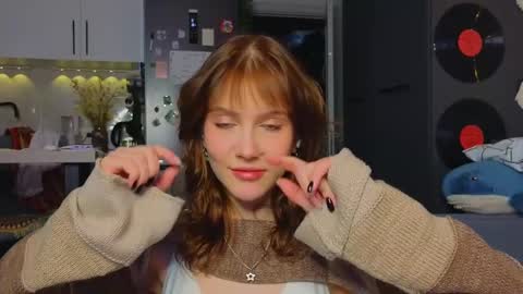 Snapshot of my_parisss chatting on January 2025 08:39:01 PM  PARIS   online show from January 2025 08:39:01 PM