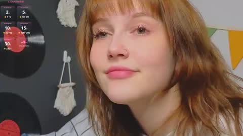 Snapshot of my_parisss chatting on February 2025 01:42:01 AM  PARIS   online show from February 2025 01:42:01 AM