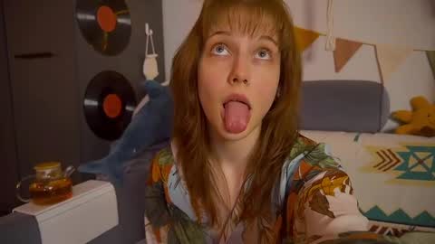 Snapshot of my_parisss chatting on March 2025 06:33:01 PM  PARIS   online show from March 2025 06:33:01 PM