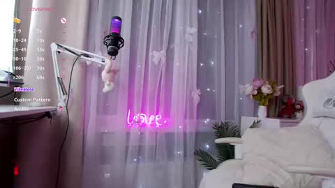 Poli online show from September 2025 02:12:02 AM