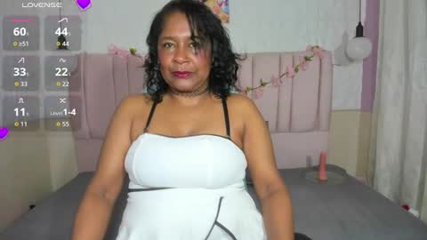 mya_blaze online show from October 2025 01:18:01 PM