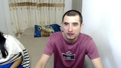 Snapshot of myke_xxx chatting on January 2025 04:23:02 AM mike online show from January 2025 04:23:02 AM