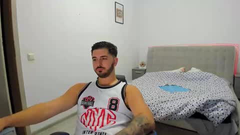 Mike online show from October 2025 04:05:01 PM