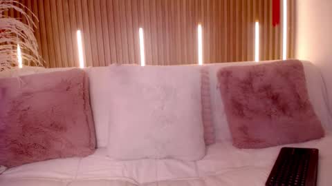 Myla  online show from February 2026 04:13:02 AM