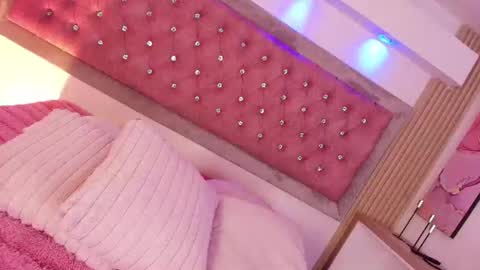 Snapshot of myladreams_ chatting on July 2026 03:24:02 AM Myla online show from July 2026 03:24:02 AM