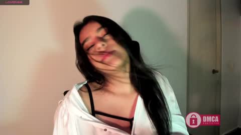 Bella online show from December 2024 11:26:02 PM