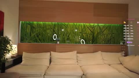 Greta online show from November 2025 06:51:01 PM