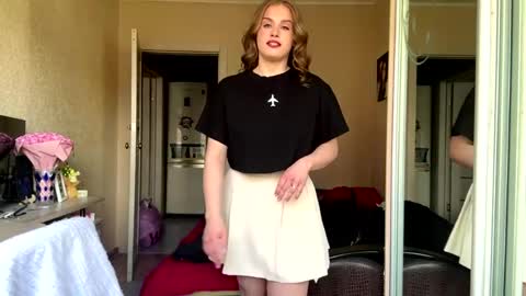 Ele online show from April 2026 07:06:02 AM