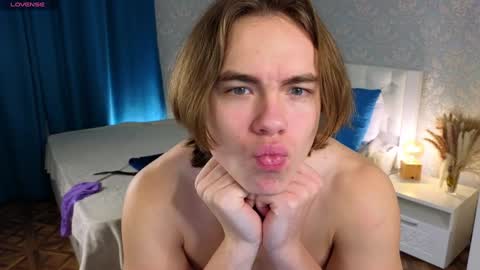 Mickey online show from December 2024 09:41:01 PM