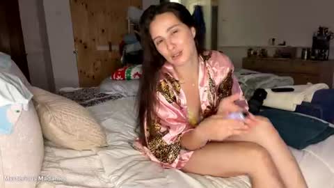 Snapshot of mysteriousmadam_ chatting on July 2026 04:34:01 PM mysteriousmadam_ online show from July 2026 04:34:01 PM