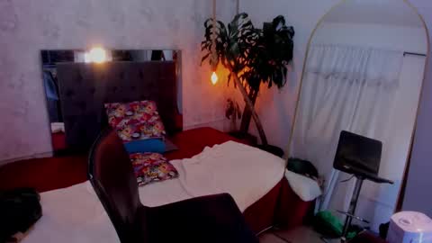 Snapshot of mysterius_boy chatting on March 2026 05:44:01 AM Marcus online show from March 2026 05:44:01 AM