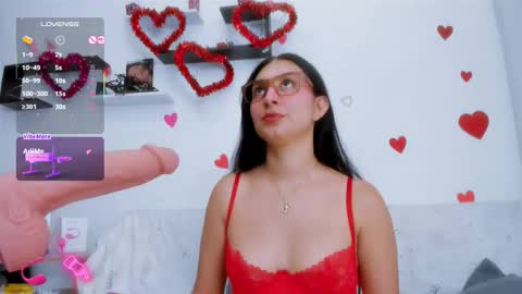 Mystery couple online show from March 2026 09:53:02 PM