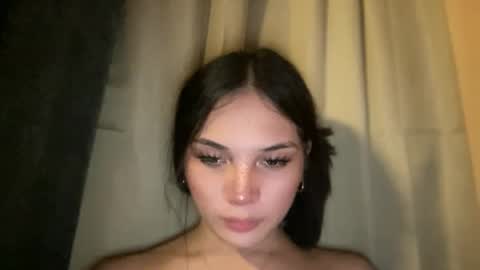 UR GIRL NEXTDOOR online show from January 2026 10:41:02 AM