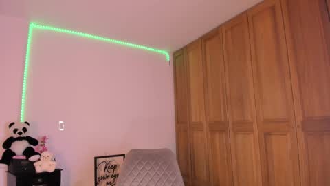 Elena online show from March 2025 10:10:02 PM