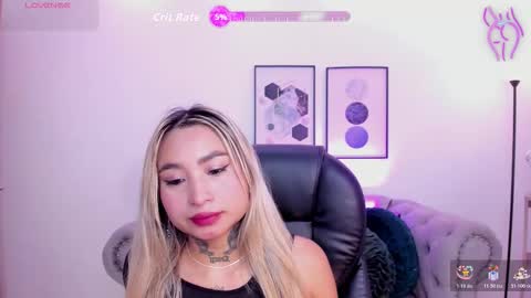 mystic_nova_ online show from February 2026 05:54:01 PM