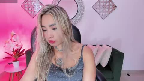 Snapshot of mystic_nova_ chatting on May 2026 11:28:02 AM mystic_nova_ online show from May 2026 11:28:02 AM