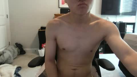 Snapshot of mysticlust_ chatting on January 2026 03:25:02 PM Evan online show from January 2026 03:25:02 PM