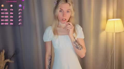 Olivia or just olive online show from November 2025 07:16:02 PM