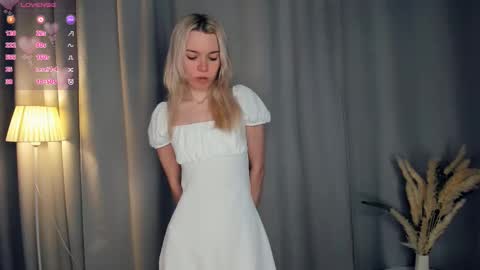 Olivia or just olive online show from December 2025 07:31:01 PM