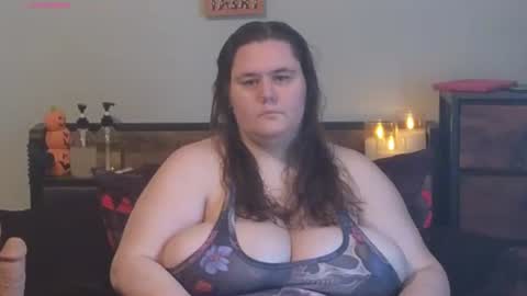 Mzjuicybootay online show from October 2025 04:22:01 PM