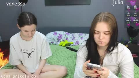 Snapshot of na_prikole_ chatting on December 2024 10:16:02 PM Vanessa and Julia  online show from December 2024 10:16:02 PM