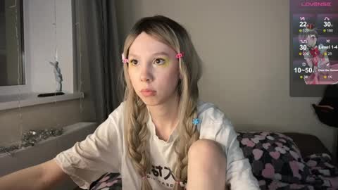 Snapshot of na_prikole_ chatting on February 2025 08:22:02 PM Vanessa and Julia  online show from February 2025 08:22:02 PM