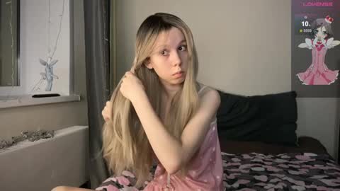 Snapshot of na_prikole_ chatting on February 2025 06:20:01 PM Vanessa and Julia  online show from February 2025 06:20:01 PM