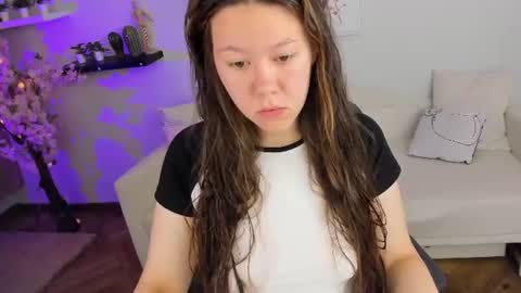 Snapshot of nabi_brown chatting on July 2026 04:28:01 AM NabiBrown online show from July 2026 04:28:01 AM