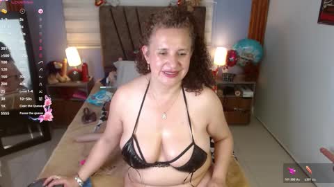 nadia_84 online show from November 2025 07:36:03 PM