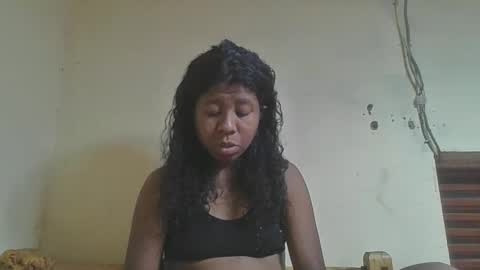 nadiasando online show from November 2025 01:14:02 PM