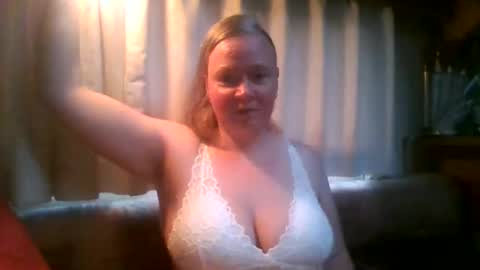 Snapshot of nadurtha chatting on June 2026 08:42:02 PM nadurtha online show from June 2026 08:42:02 PM