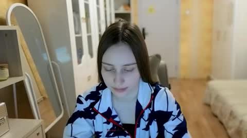 naebina online show from December 2025 07:25:01 AM