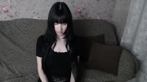 Naemi online show from February 2026 02:46:01 PM