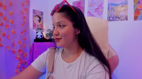 Nahara Soler online show from December 2025 09:45:02 PM