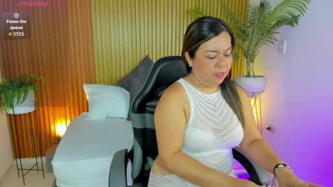 Snapshot of nahia_13 chatting on June 2026 12:55:01 PM N A H I A online show from June 2026 12:55:01 PM