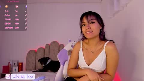 Snapshot of nahia_low chatting on October 2025 03:09:01 AM  Valeria  online show from October 2025 03:09:01 AM