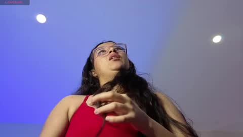 valeria online show from April 2026 11:42:01 PM