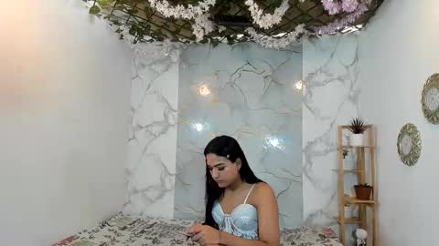 Snapshot of nahomi_hot2002 chatting on June 2026 01:15:01 PM nahomi_hot2002 online show from June 2026 01:15:01 PM