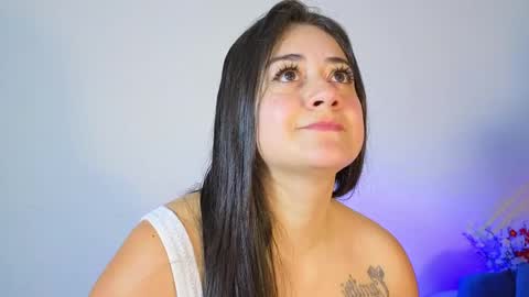 Snapshot of nahomi_sweett chatting on April 2026 10:48:01 AM Nahomi online show from April 2026 10:48:01 AM