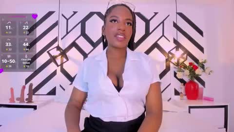 Nahomi online show from September 2025 12:49:02 PM