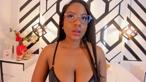 Nahomi online show from March 2026 01:29:02 AM