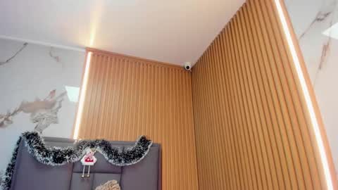   SHELBY   online show from January 2026 05:27:02 PM