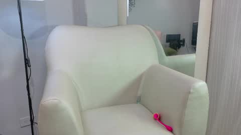 Snapshot of nahommybell chatting on March 2026 03:30:02 AM nahommybell online show from March 2026 03:30:02 AM