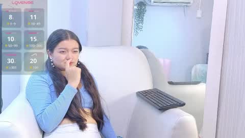 Snapshot of nahommybell chatting on April 2026 03:37:02 AM nahommybell online show from April 2026 03:37:02 AM