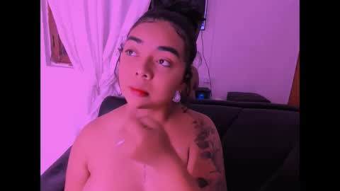 Snapshot of nahomy_hancook chatting on November 2025 10:26:02 AM nahomy_hancook online show from November 2025 10:26:02 AM