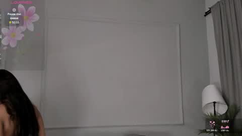 nahomycarterr online show from April 2026 11:39:02 AM