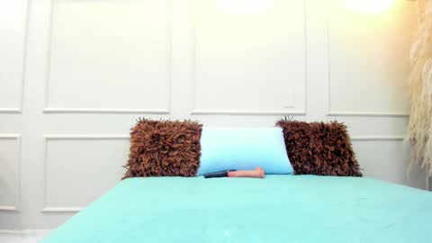 Nahomy online show from March 2025 11:49:02 PM