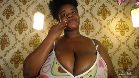 Snapshot of nahybig_boobs chatting on May 2026 12:34:02 PM Karatbby online show from May 2026 12:34:02 PM