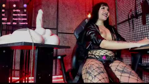 Naila online show from April 2026 12:52:02 PM